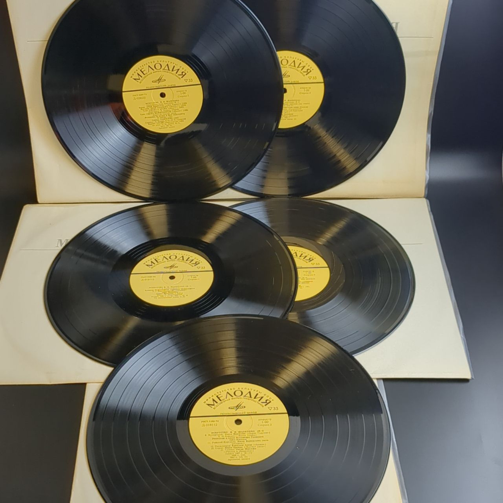 10 LP Box Федор Шаляпин — Искусство Шаляпина. C Буклетом. 10 Виниловых пластинок 12 дюймов. Мелодия СССР.