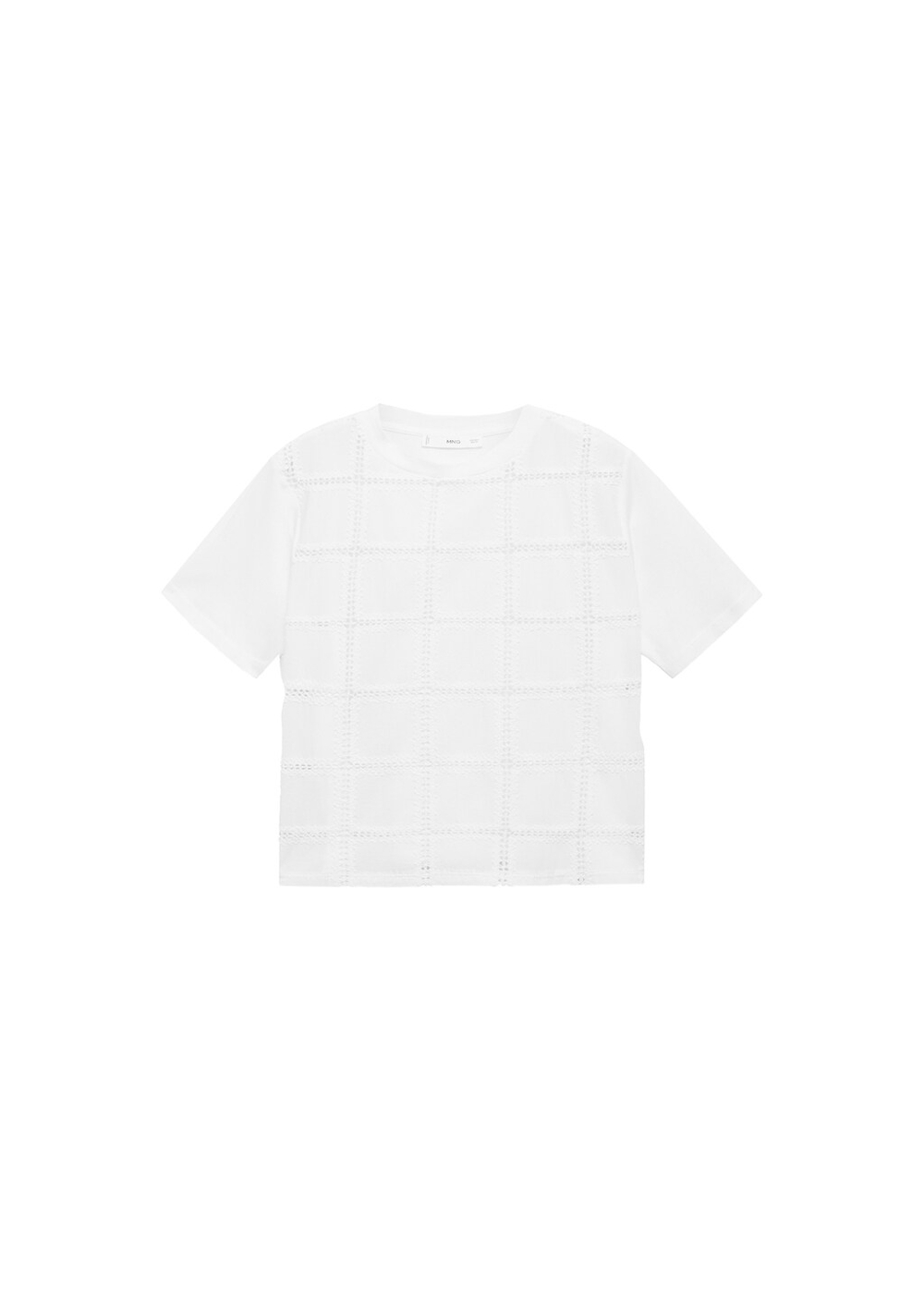 Футболка с вышивкой