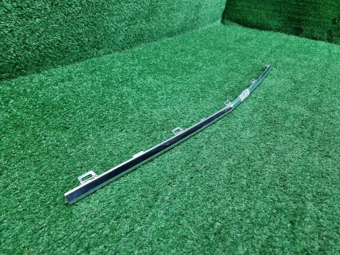 Молдинг перед. бампера Mercedes GLE V167 18-24 AMG