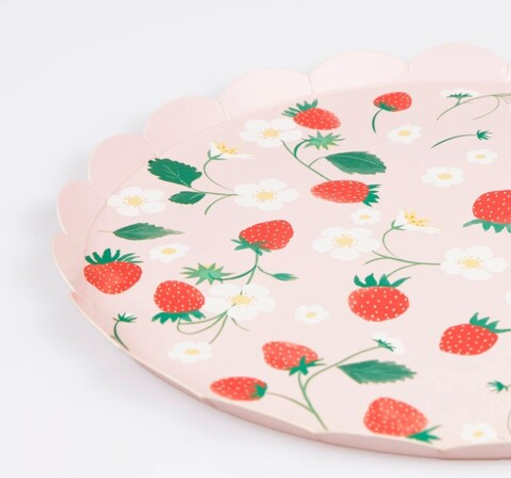 Тарелки большие "Клубника" 8 шт. (26 см)