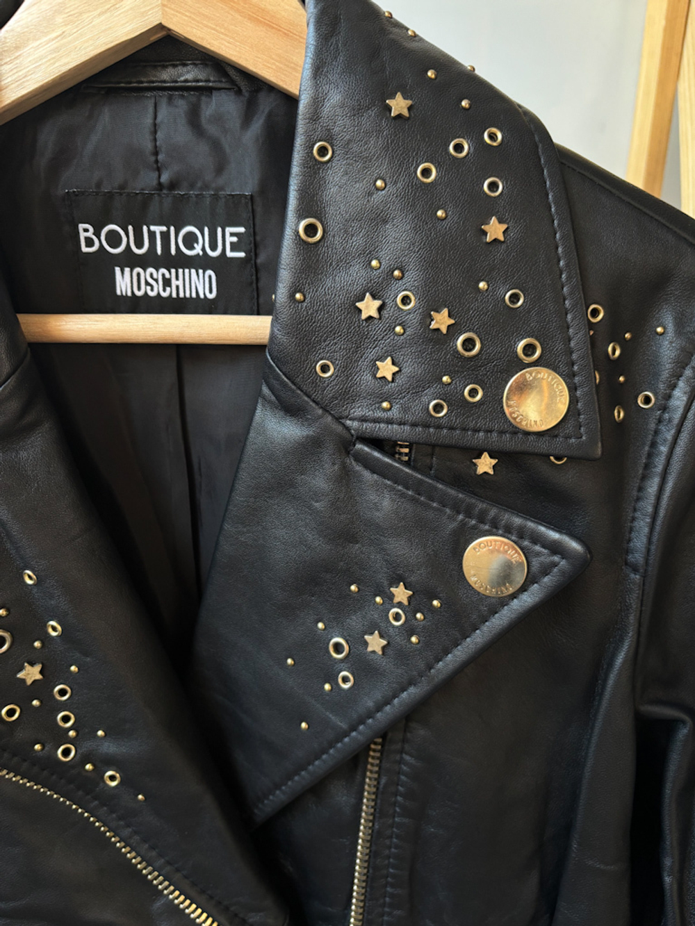 Кожаная куртка Boutique Moschino, S
