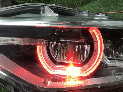 Битая Фара левая BMW 3er F30 (2015-2020) LED