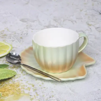 Чайная пара «Ракушка» (кружка 230мл, блюдце, ложка) зеленый