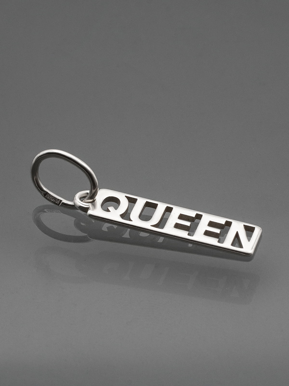Подвеска QUEEN из серебра