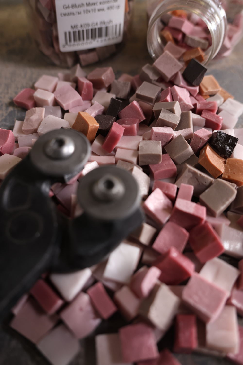 G4-Blush Микс колотой смальты 10х10 мм, 400 гр