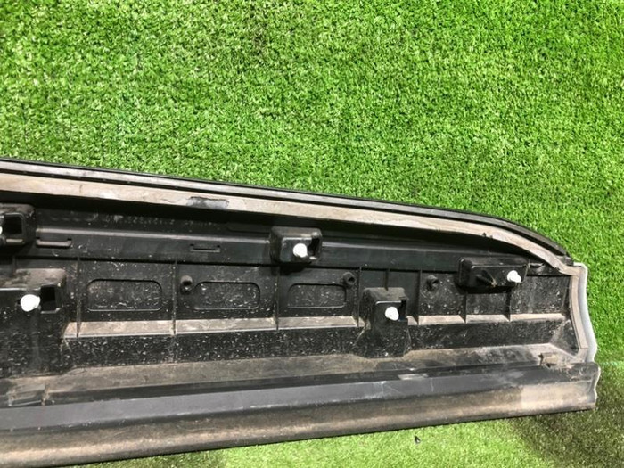 Накладка двери передняя левая Audi Q7 2 (2015-н.в.)