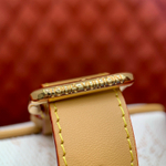 Louis Vuitton Locker Dopp Kit