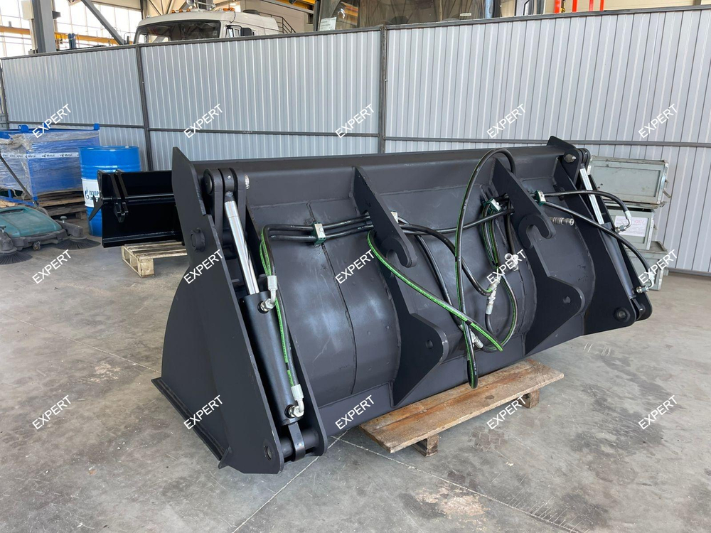 Ковш челюстной на Экскаватор-погрузчик Terex