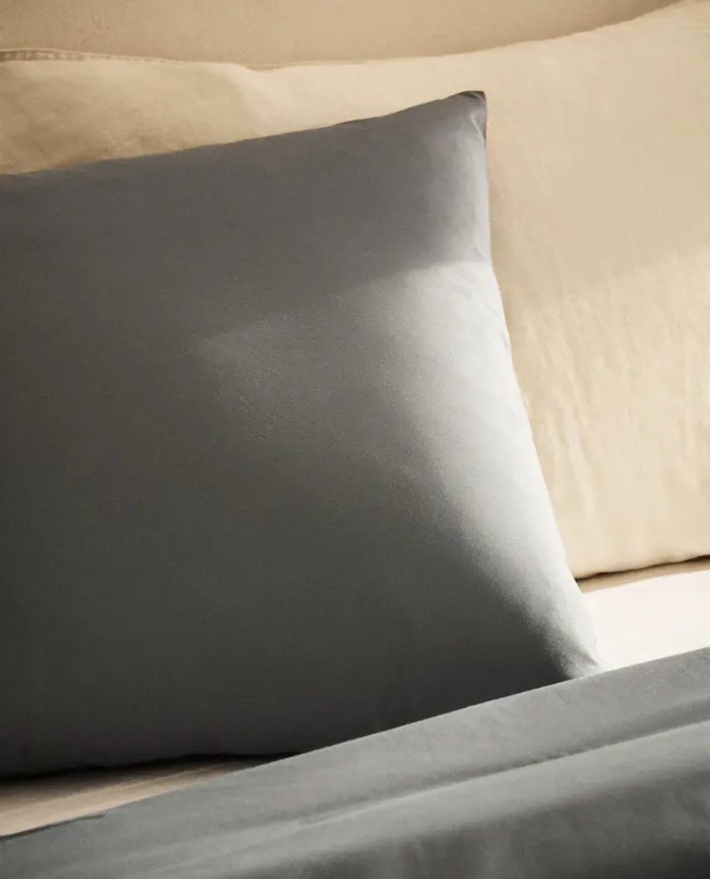 ZARA HOME (200 НИТЕЙ) НАВОЛОЧКА ИЗ ПЕРКАЛЯ, СЕРО-СИНИЙ