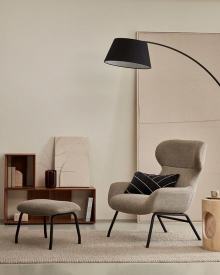 Belina Кресло из светло-коричневой синели и стали с черной отделкой Испания La Forma