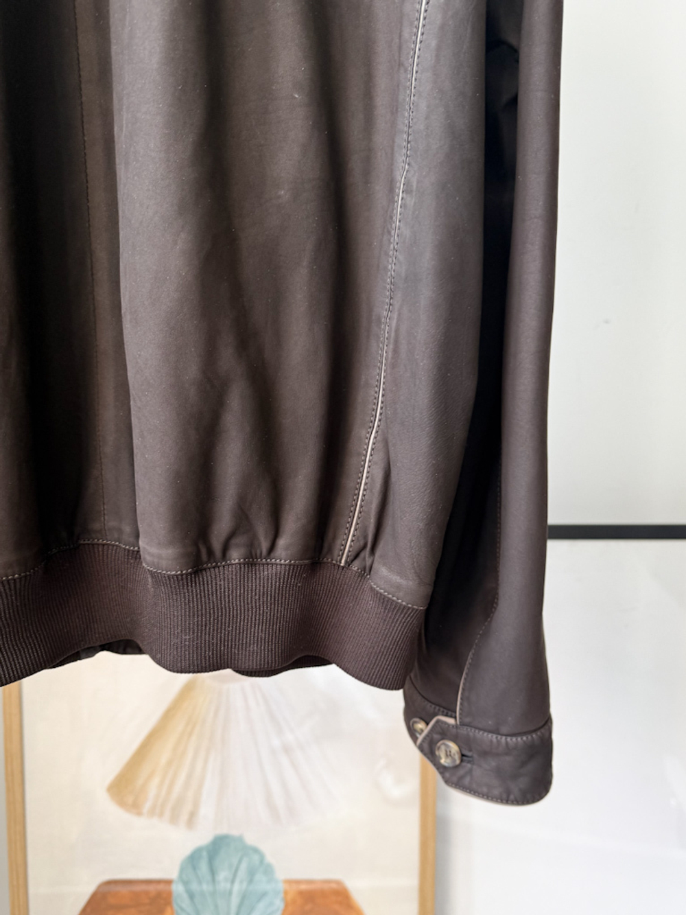 Кожаная куртка Brioni, L-XL