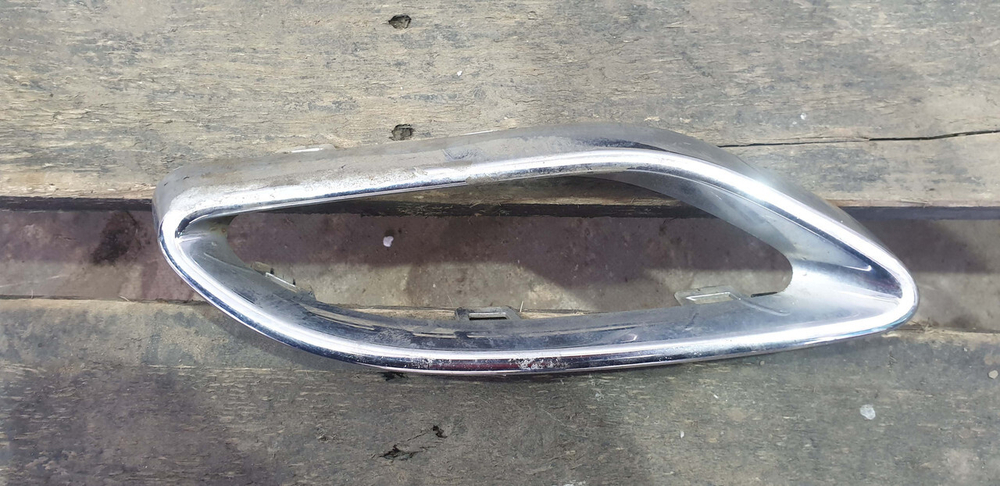 Накладка заднего бампера Mercedes GLS (X166) 15-19 Б/У Оригинал A0008850274