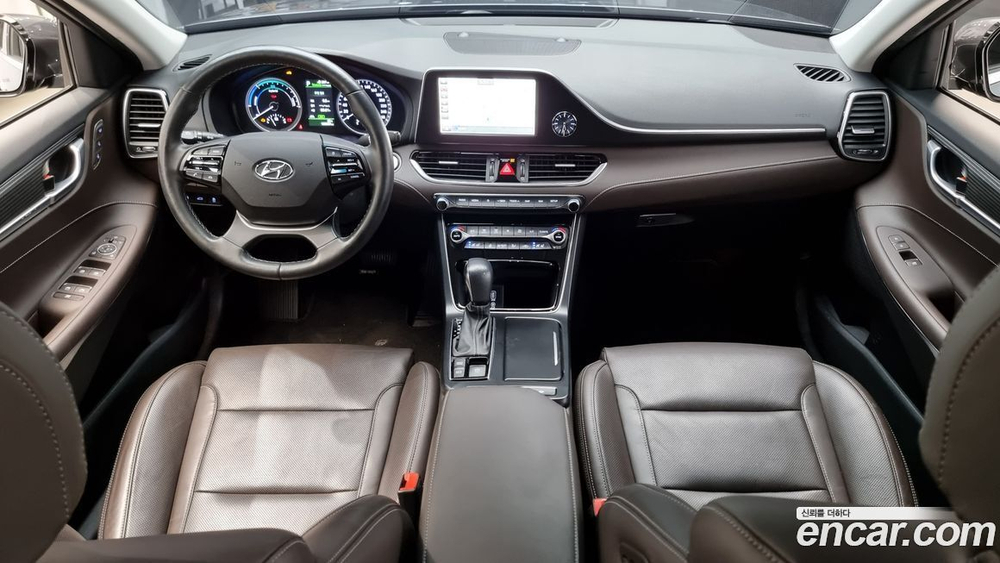 Hyundai Grandeur (Azera) IG Hybrid Exclusive (08.2019)