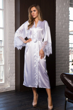 Халат Evelin с поясом и кружевом на рукавах