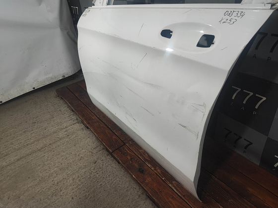 Дверь передняя левая Mercedes GLC (X253) 15-нв Б/У Оригинал A2537220310