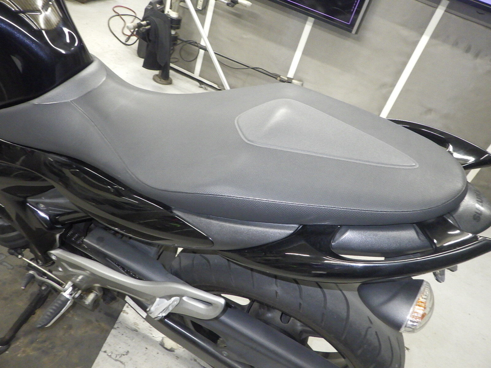 Suzuki Gladius SFV400 , 2014