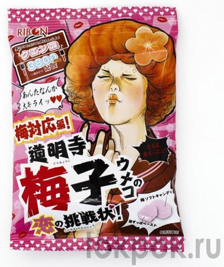 Жевательные конфеты с кислой начинкой со вкусом сливы Ribon Doumyoji Umeko Soft Candy, 70 гр