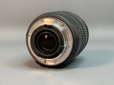 Nikon 18-70mm 3.5-4.5G ED-IF AF-S DX Zoom Nikkor внутри пыль