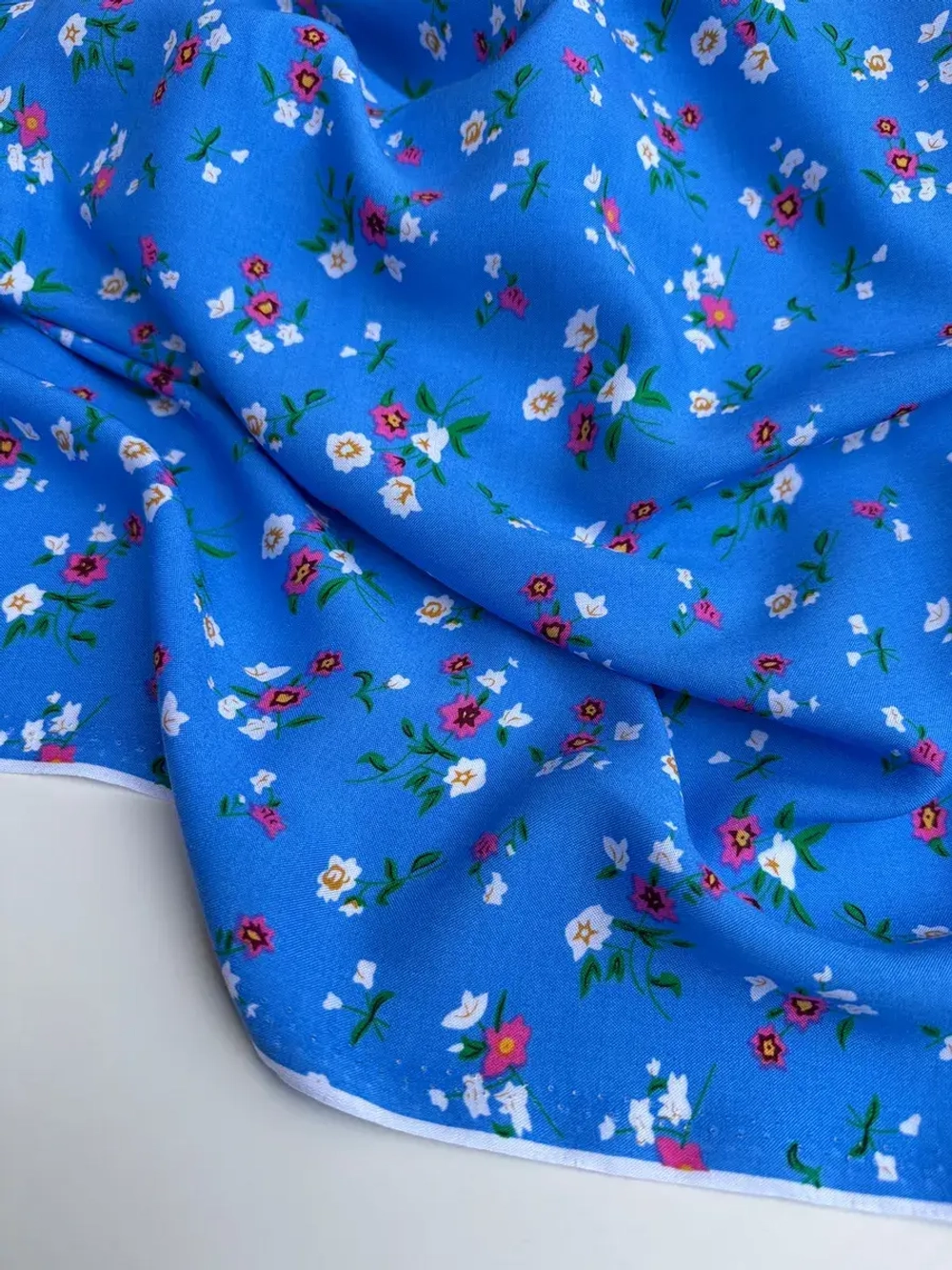 Ткань штапель для шитья 1,4 м плательная вискоза