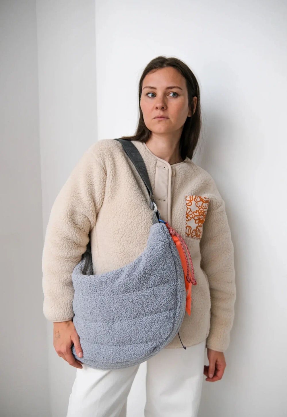 Сумка Aika Bags Долька Макси из барашков мышка с серым