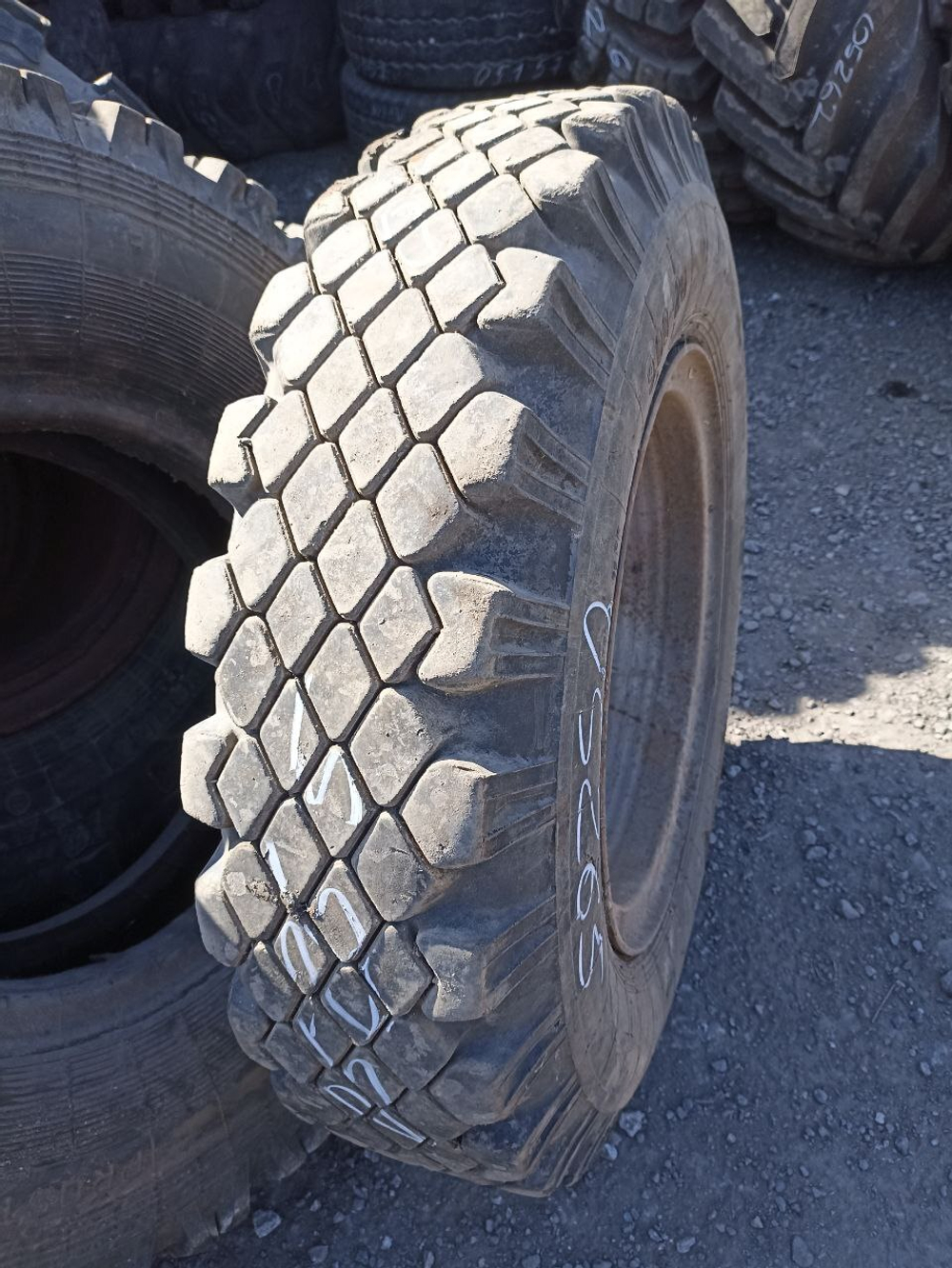 9.00R20 Voltyre И-252Б шина б/у