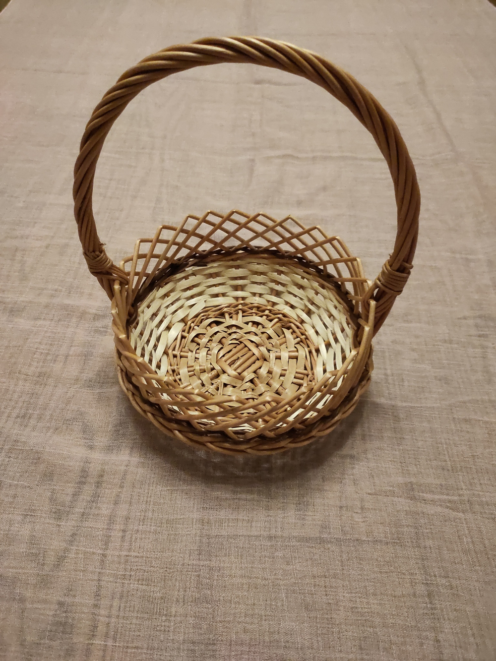 Корзина плетеная универсальная 26 * 26* 32