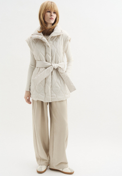 Жилет утепленный женский GUESS