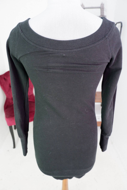 Свитшот базовый, маркировка S, визуально на 44 размер