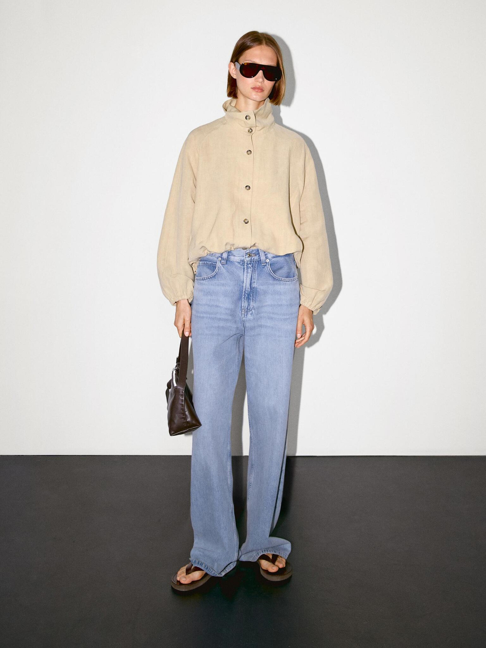 Massimo Dutti Куртка-бомбер из смесового льна с высоким воротником, темно-песочный