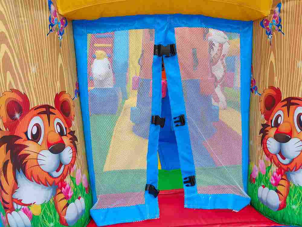 Коммерческий батут «Тигриная страна 2», 8х4х5 м без пандуса