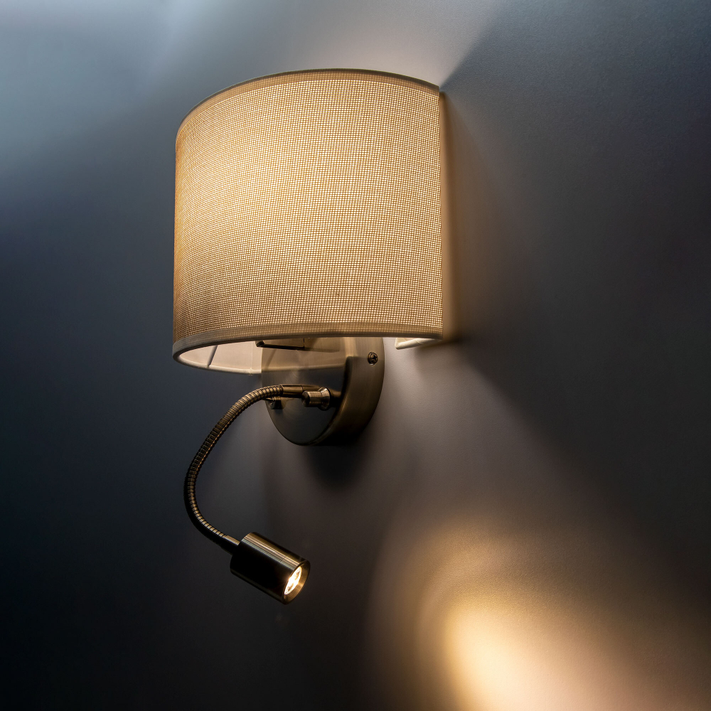 Citilux Декарт CL704306 Бра с бежевым абажуром и диммером