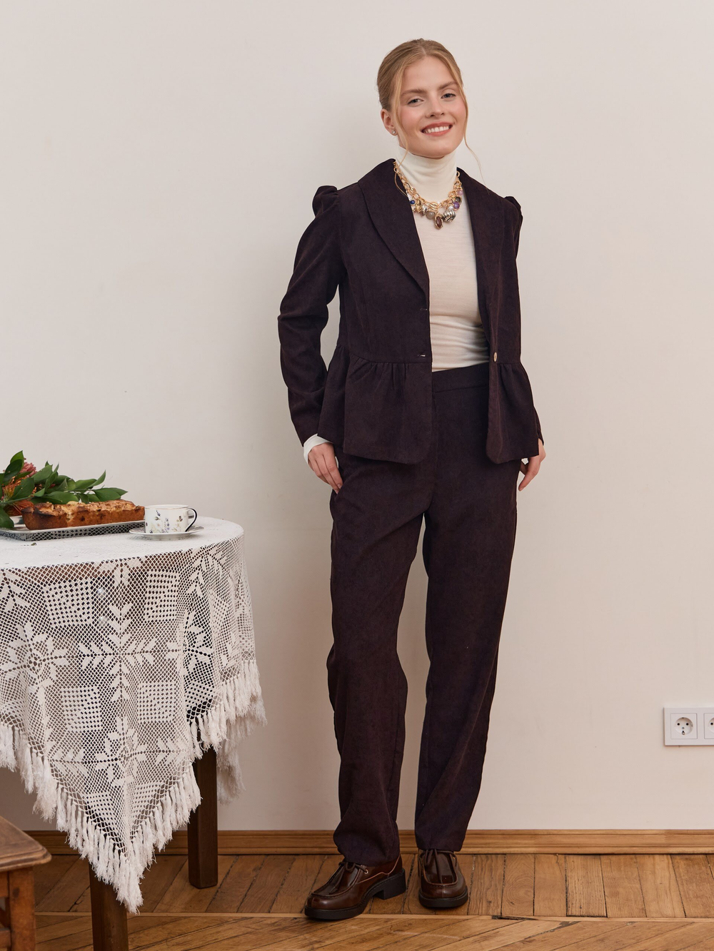 Брюки классические вельветовые