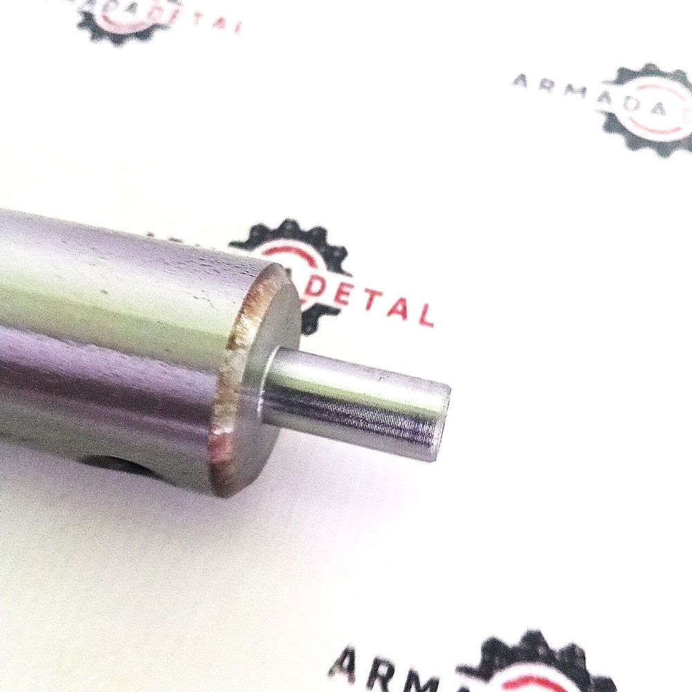 Палец (Крепление штока г/цилиндра челюсти) | 6106215M1 | TMP