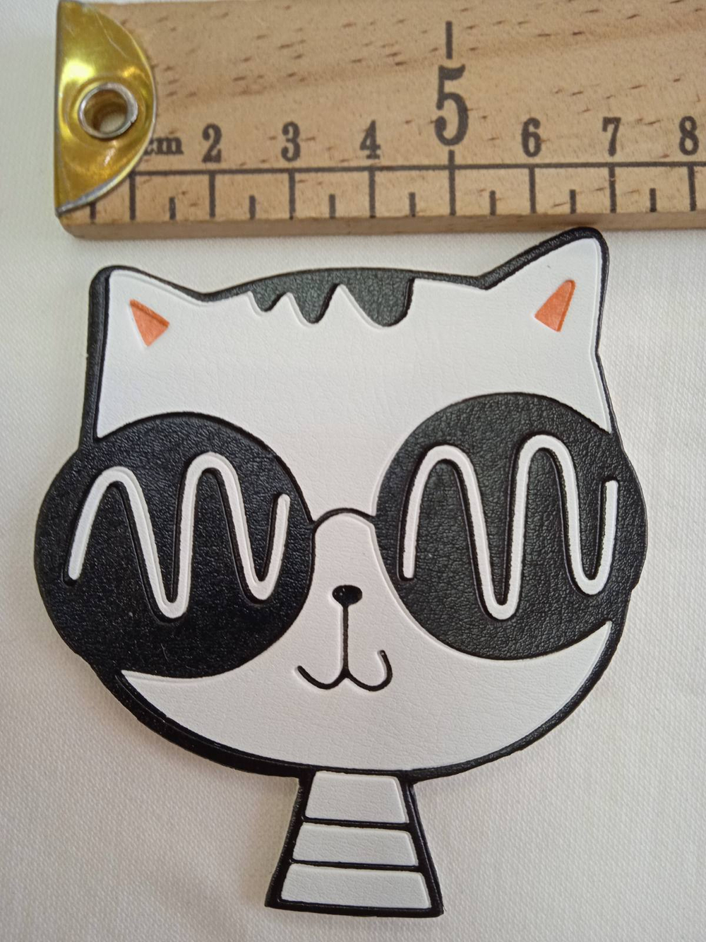 Нашивка. Кот (в очках), 8*9см