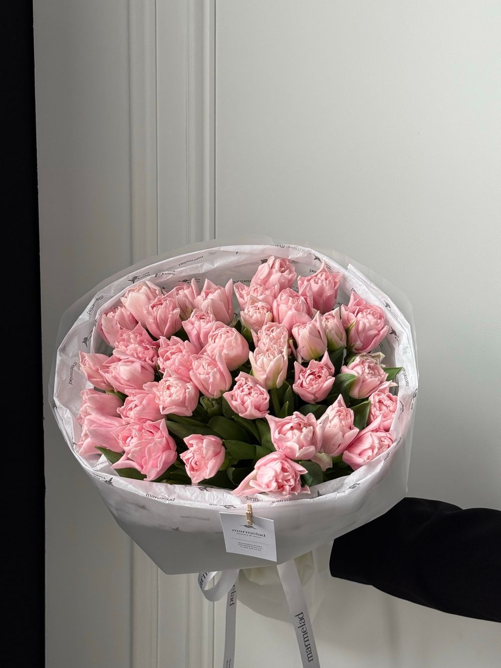 Букет из 35 нежно-розовых пионовидных тюльпанов