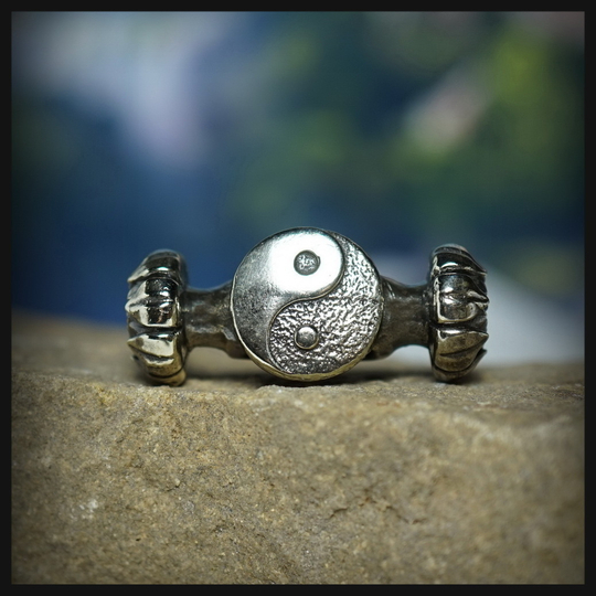 Замок - клевант "Инь - Ян" для браслета , мельхиор