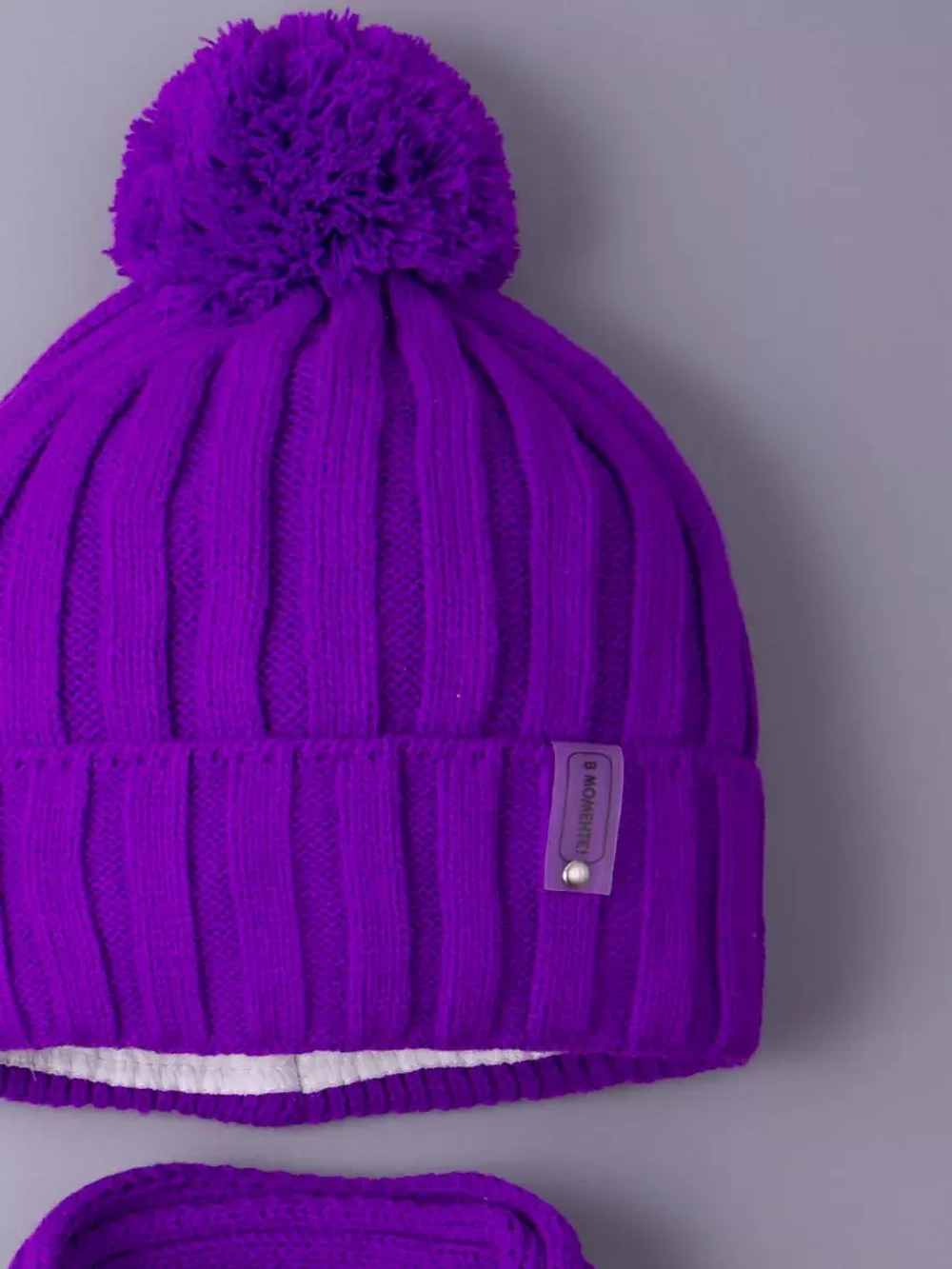 Шапка детская осенняя и шарф