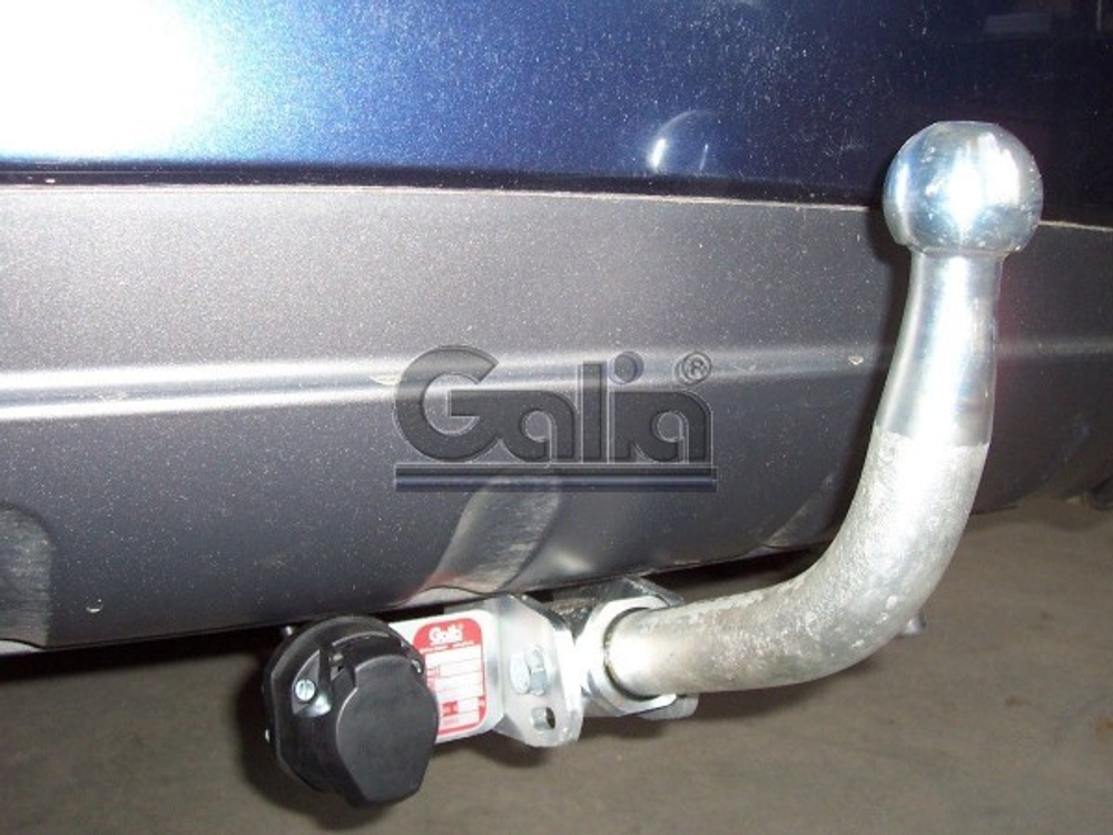 Фаркоп оцинкованный Galia K032A для Kia Carens 2006-2013(паспорт и сертификат в комплекте)(без электрики)