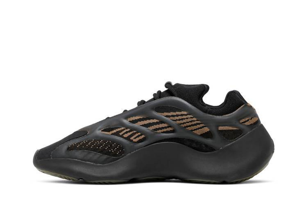 Кроссовки Adidas Originals Yeezy Boost 700 V3 "Clay Brown"