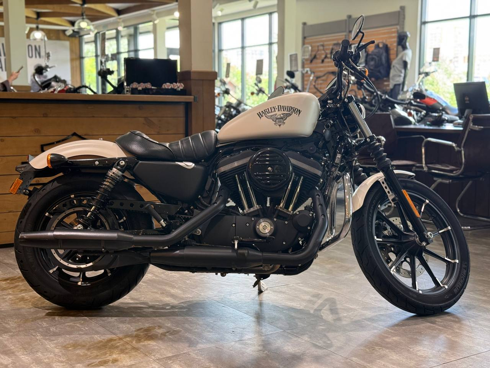 Harley-Davidson Sportster Iron 883 (XL883N) 2018
