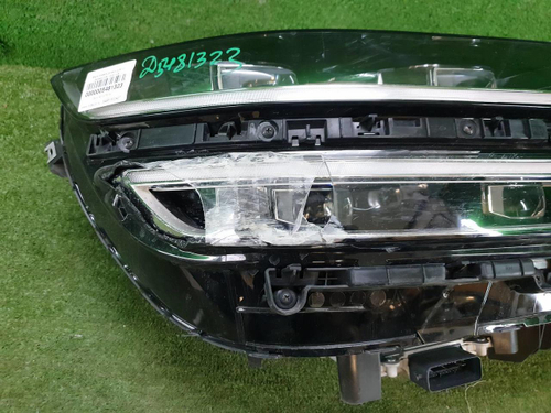 Битая Фара правая Genesis GV80 (2020-2023) LED