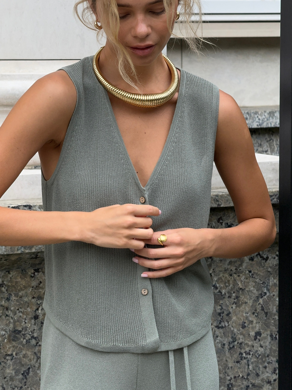 Жилет KHAYAL, полынь