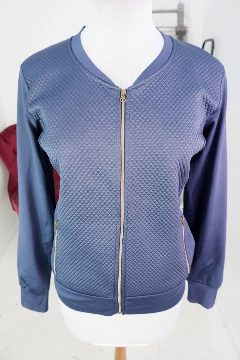 Бомбер Luhta тонкий, маркировка М, визуально на 46 размер