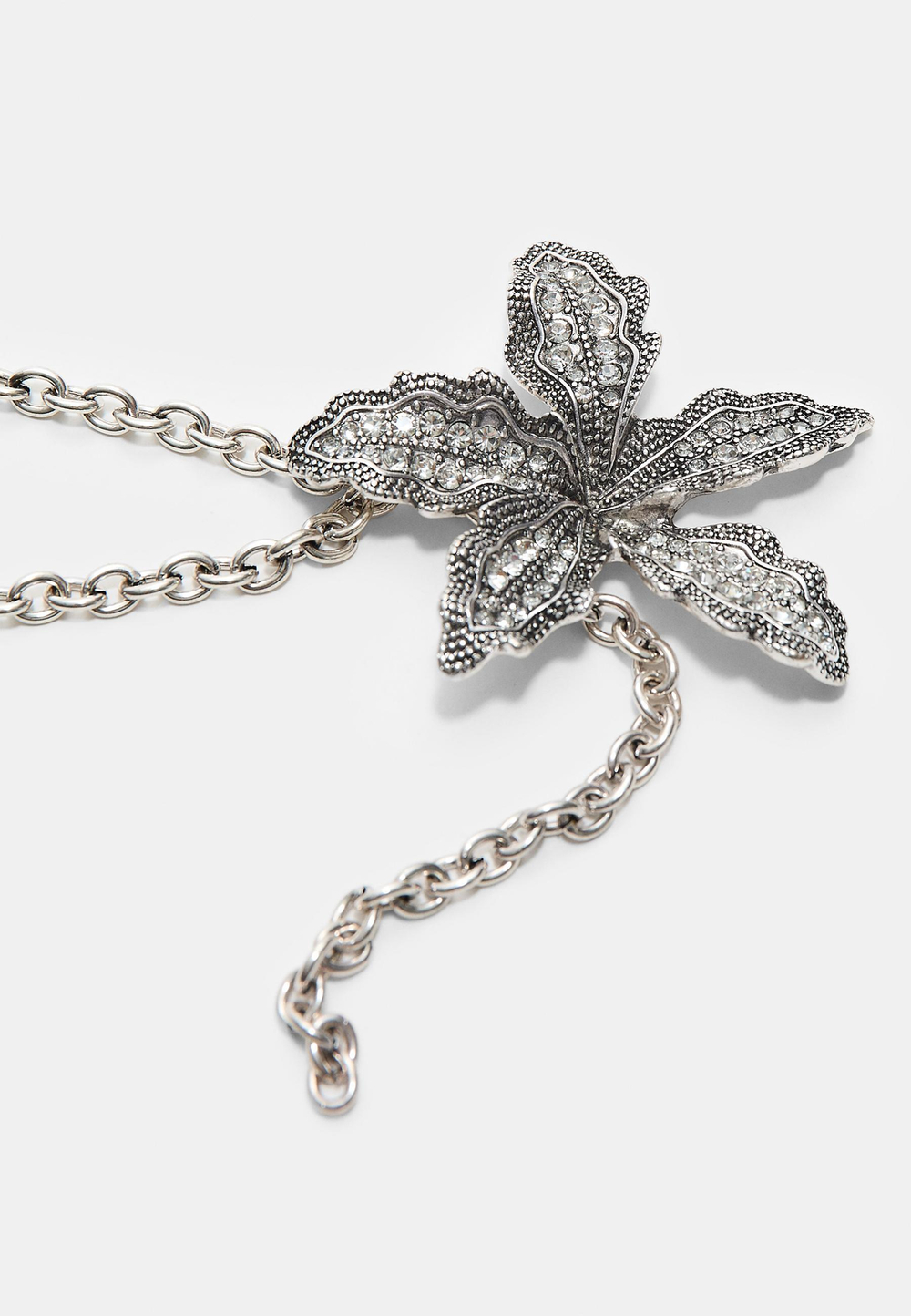 STRADIVARIUS Ожерелье цветок со стразами, серый