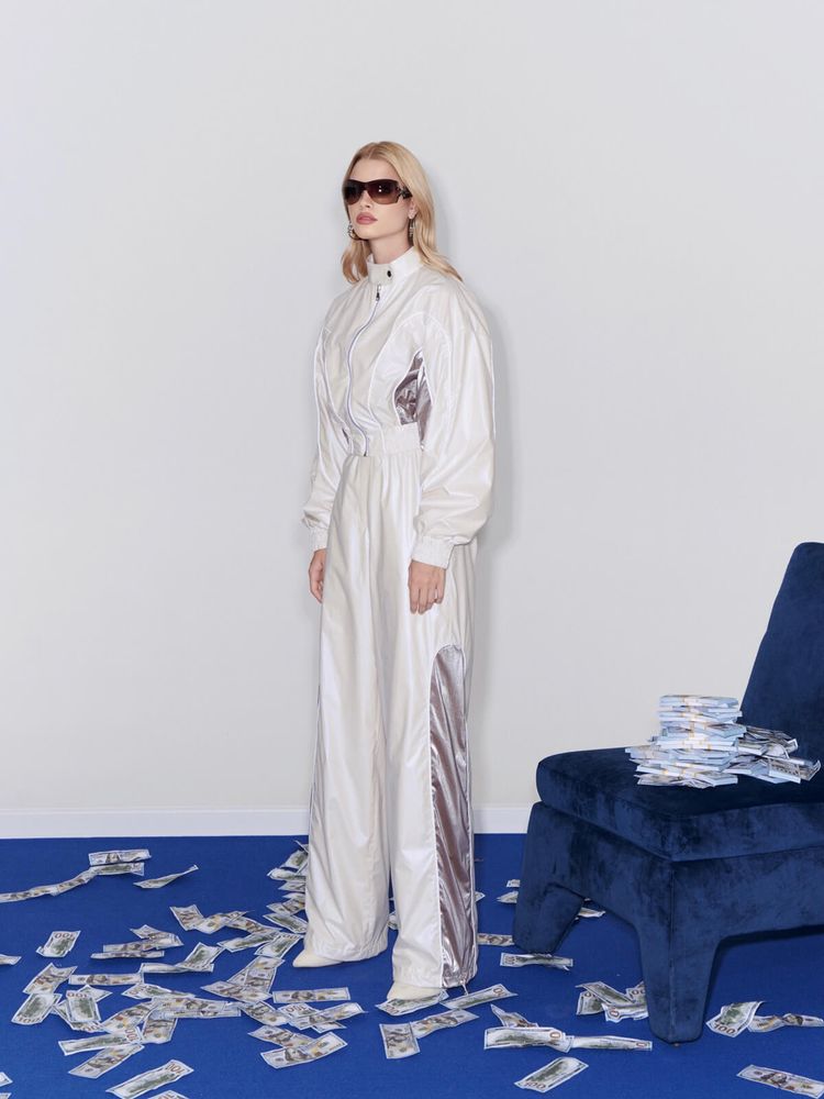 Брюки молочные «Жена авторитета»