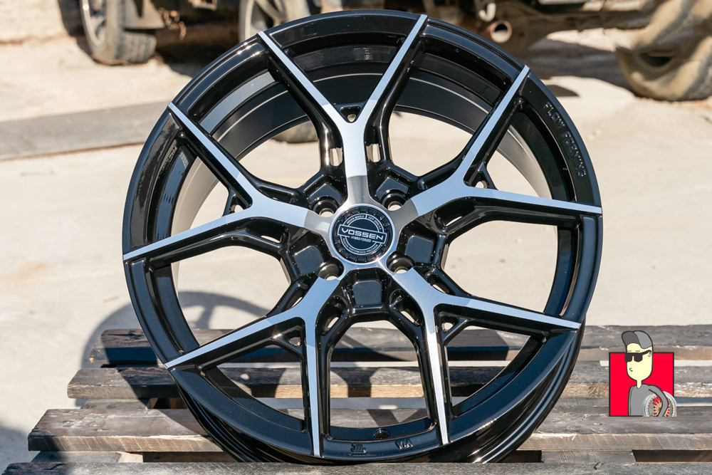 Комплект дисков Vossen HF-5 17x7.5 et35 4x100