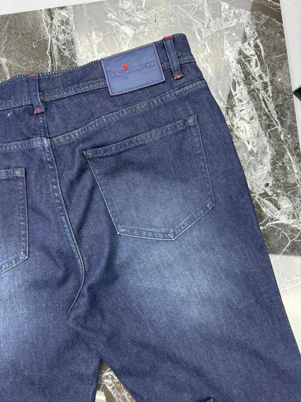 Джинсы Kiton