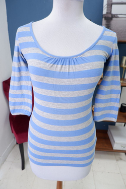 Джемпер в полоску 42 размер