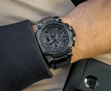 Наручные часы Casio MTG-B3000B-1A