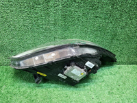 Фара левая Hyundai Santa Fe 3 DM (12-16) ксенон